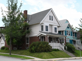 762 N. 26th St.