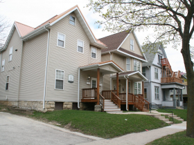 1922, 1920 and 1914 W. Kilbourn Ave.