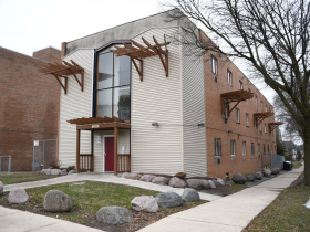 2829 W. Wisconsin Ave.