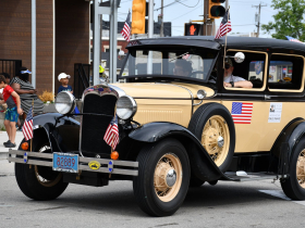 Classic Car  at the 2023 Humboldt Park Independence Day Parade