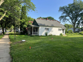 2524 S. Superior St.