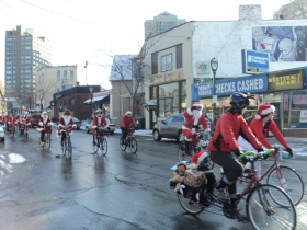 Santas on Brady Street