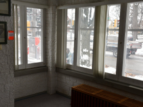 Pre-Renovation Frank Lloyd Wright 3C