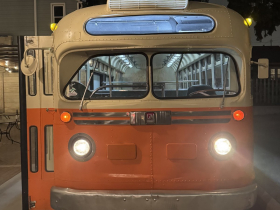 Transfer Pizzeria Bus