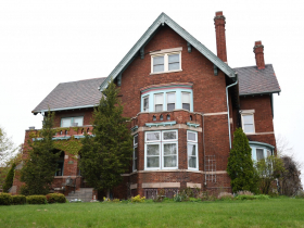 3046 W. Wisconsin Ave. 3046 W. Wisconsin Ave.