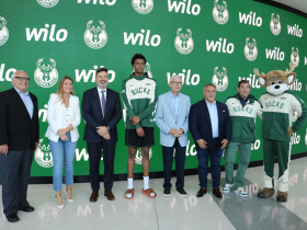 Wilo and Milwaukee Bucks