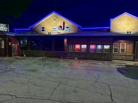 Kelly's Trackside Inn