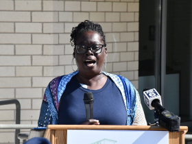 Akuwa Dantzler at LaMarr Franklin Lofts Ribbon Cutting