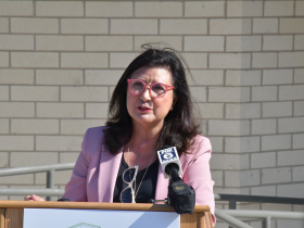 Maria Watts at LaMarr Franklin Lofts Ribbon Cutting