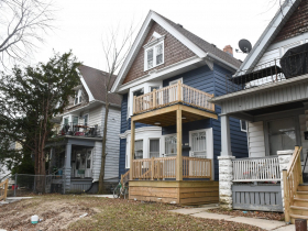 3253-3255 N. Buffum St.