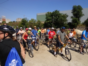 The riders were surprised to stop at the horse barn while on the Bicycle Tour of Milwaukee Bicycle History. Photo by Michael Horne