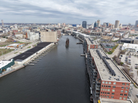 Milwaukee River