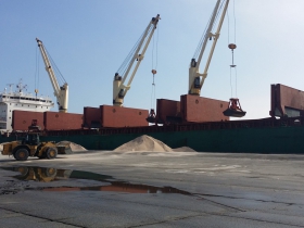 Salt from Morocco being unloaded, October 2014