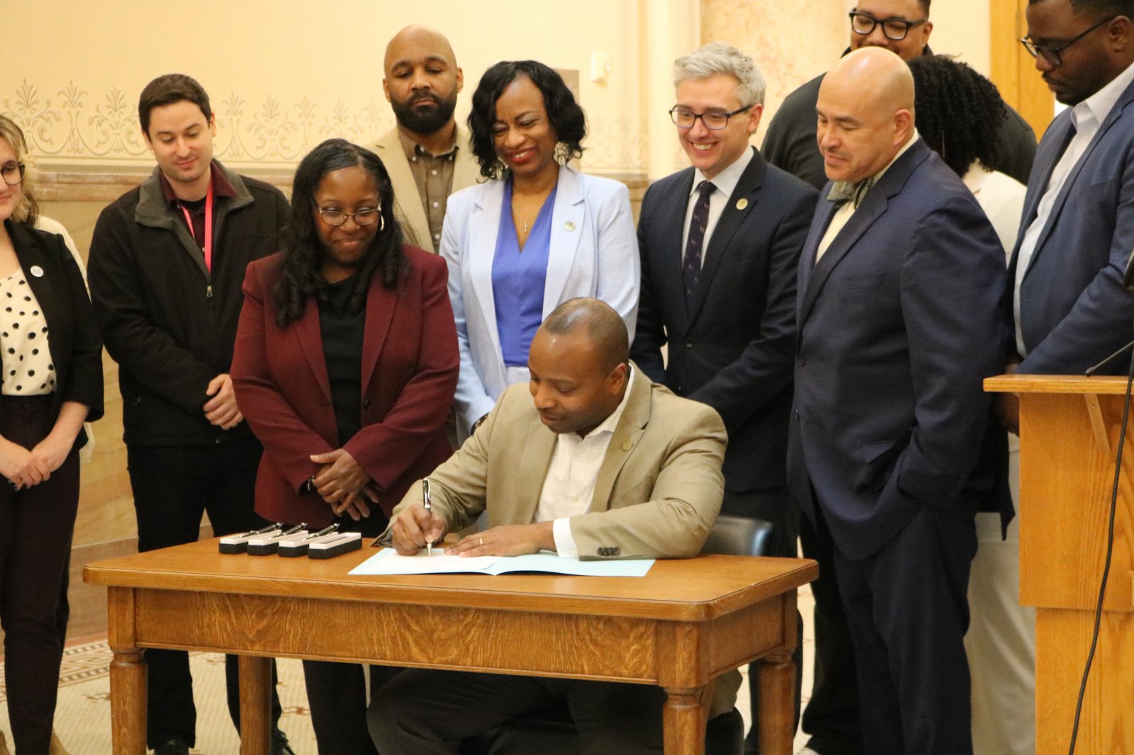 Sensory-Inclusive City Signing