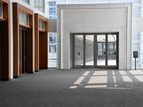 Skywalk at Northwestern Mutual North Building 