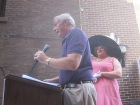 Mayor Tom Barrett and Karen Valentine