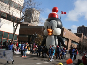 Penguin balloon by JCI.