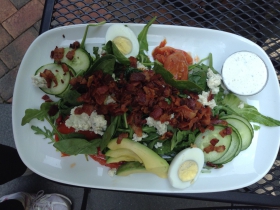 Cafe at the Plaza: Cobb Salad