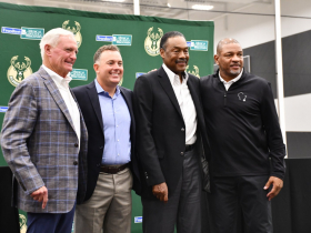 Jimmy Haslam, Jon Horst, Junior Bridgeman and Doc Rivers