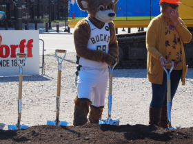 Milwaukee Bucks Mascot Bango