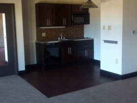 All the suites, at the The Brewhouse Inn & Suites, have a electric cook top, microwave, refrigerator, and dishwasher.