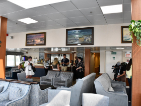Pacific Lounge on Pearl Mist