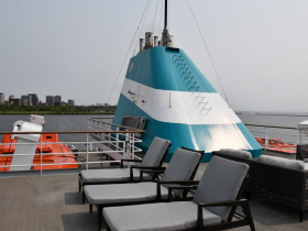 Rear of Pearl Mist Sun Deck