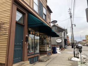 916-918 E. Brady St.