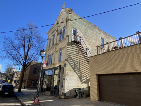 1115-1117 E. Brady St.