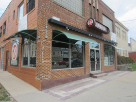 Glass Nickel Pizza Co.