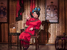 Milwaukee Repertory Theater presents The Chinese Lady  in the Stiemke Studio from February 13 – March 24, 2019 featuring Lisa Helmi Johanson as Afong Moy