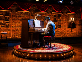 Milwaukee Repertory Theater presents Ain’t Misbehavin’ March 6 – April 26, 2026. Pictured William Foster McDaniel