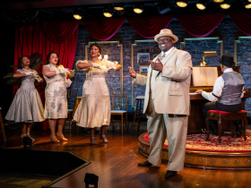 Milwaukee Repertory Theater presents Ain’t Misbehavin’ March 6 – April 26, 2026. Pictured L to R: Amahri Edwards-Jones, Katherine Alexis Thomas, Rae Davenport, Brad Raymond