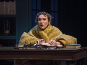 Milwaukee Repertory Theater presents Miss Bennet: Christmas at Pemberley in the Quadracci Powerhouse from November 13 – December 16, 2018.  Featuring Rebecca Hurd