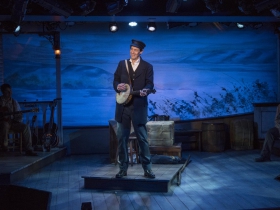 Milwaukee Repertory Theater presents Mark Twain’s River of Song in the Stacker Cabaret from January 18 – March 17, 2019 featuring David Lutken