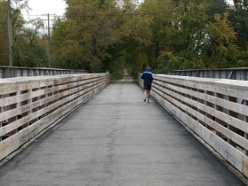 Oak Leaf Trail - Milwaukee River Bridge