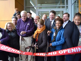 Plenty of Horne: Huge Turnout for East Library Opening