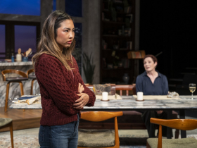 Mai Abe, Laura Gordon