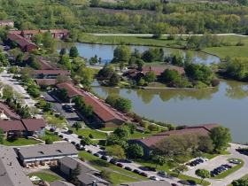 Northridge Lakes (Harbor Pointe Apartments)