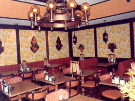Interior of Marc’s Big Boy in Carpenterville, Illinois in May 1973.