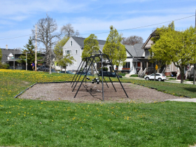 Kilbourn Reservoir Park Swings