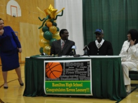 MPS’ Hamilton honor student and basketball standout Kevon Looney signs with UCLA