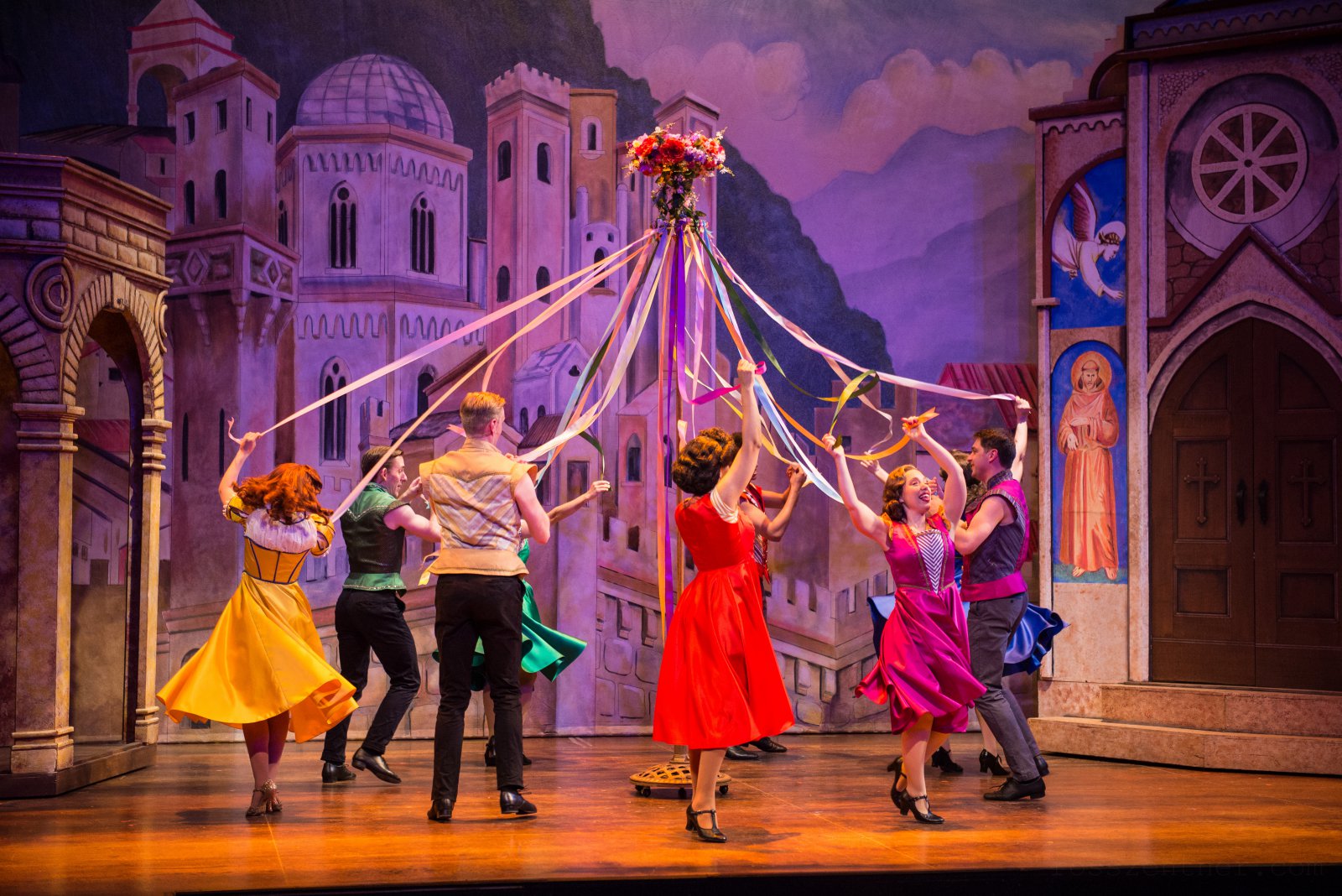Cast in rehearsal for Skylight Music Theatre’s production of Kiss Me, Kate May 17 – June 16.