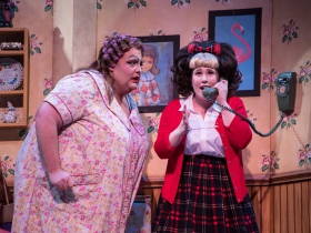 (l .to r.) Tommy Novak (Edna Turnblad) and Maisie Rose (Tracy Turnblad) in rehearsal for Skylight Music Theatre’s production of Hairspray November 16 – December 30.