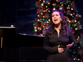 Rána Roman in Skylight Sings: A Holiday Special available for streaming December 11, 2020 – January 10, 2021.