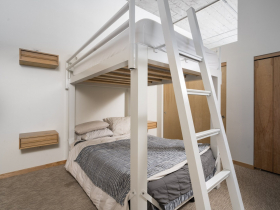 311 E. Erie St., Unit 325
