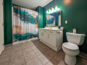 1924 N. Hubbard St., Unit 216