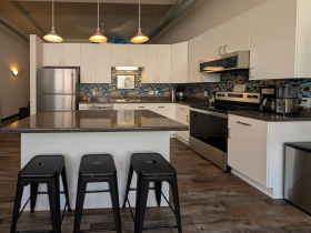 1924 N. Hubbard St., Unit 216
