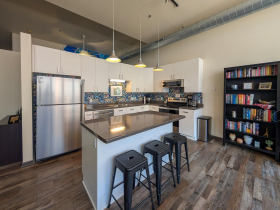 1924 N. Hubbard St., Unit 216