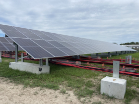 4.6-megawatt solar panel array on former city landfill